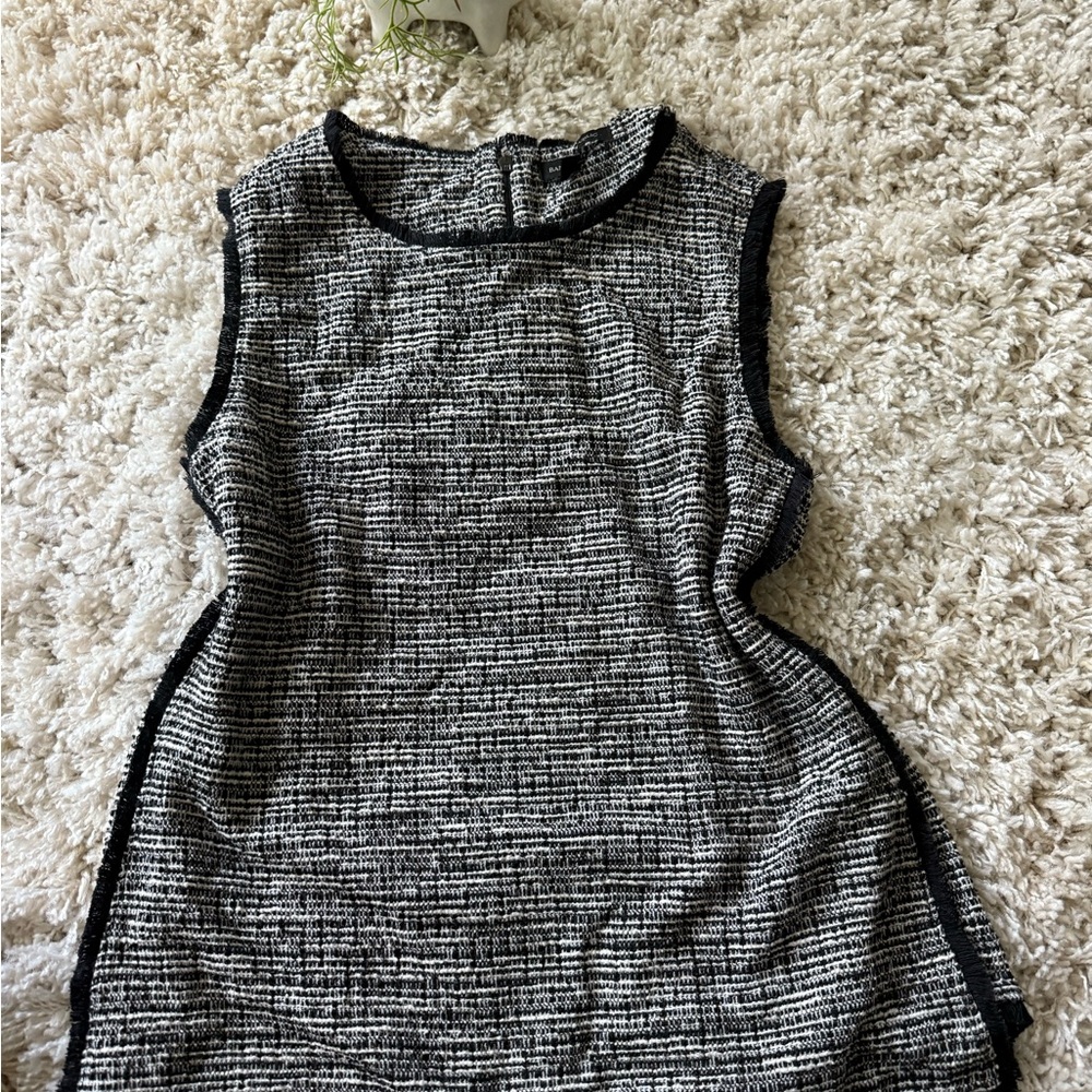 Banana Republic Chic Black and White Tweed Jacket - Picture 1 of 7